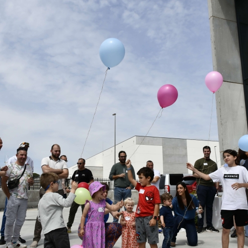 Balloons instead of ribbon cutting